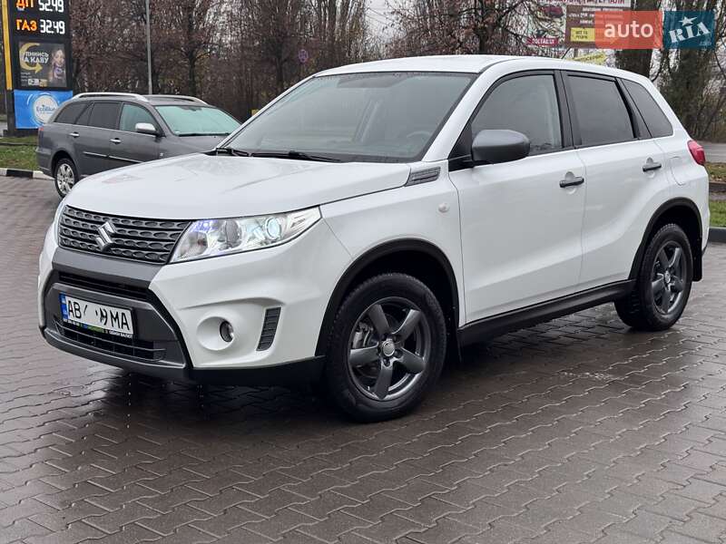 Внедорожник / Кроссовер Suzuki Vitara 2017 в Хмельницком