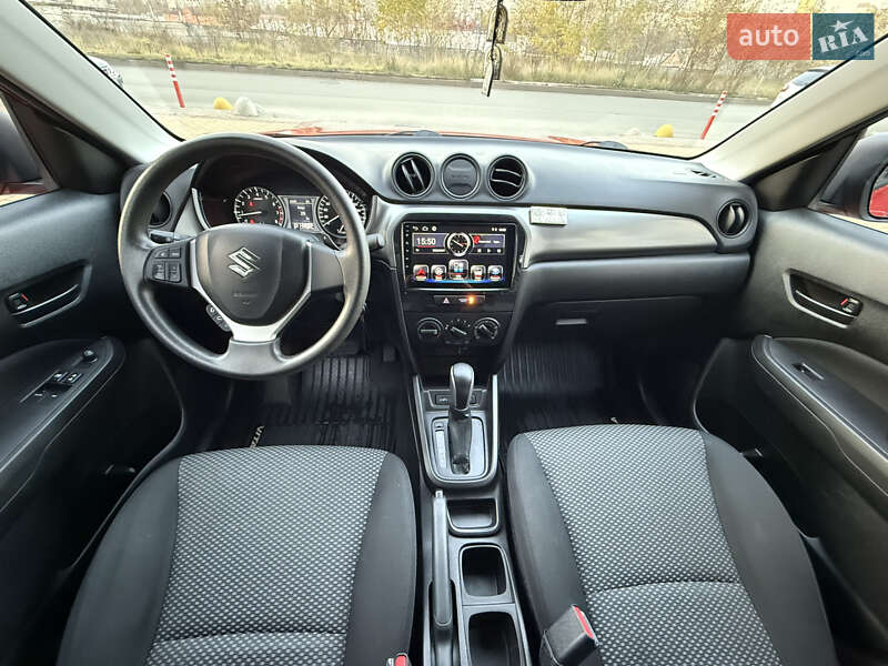 Внедорожник / Кроссовер Suzuki Vitara 2021 в Киеве