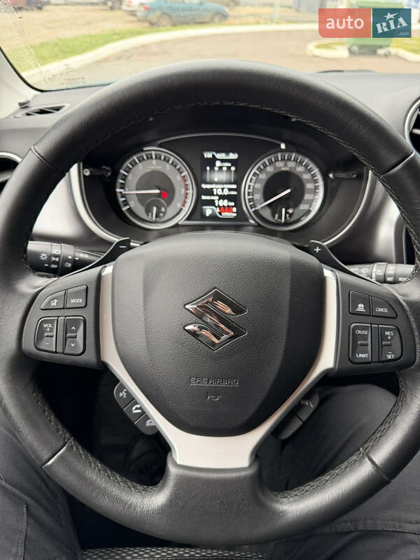 Внедорожник / Кроссовер Suzuki Vitara 2019 в Киеве