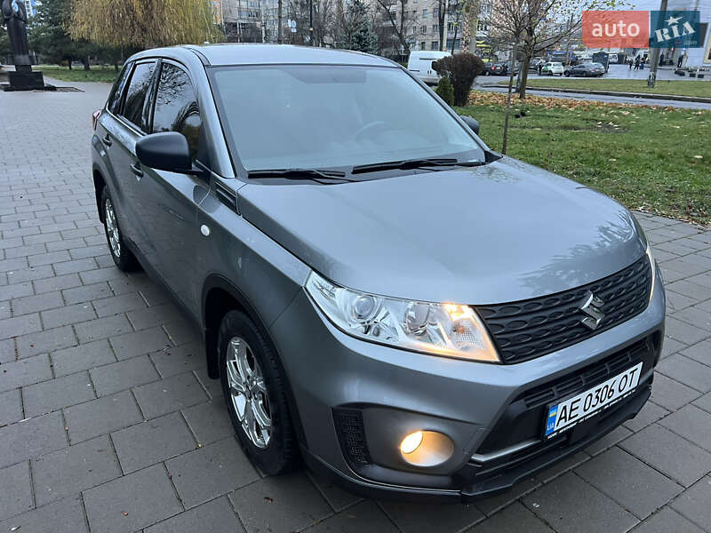 Внедорожник / Кроссовер Suzuki Vitara 2021 в Киеве