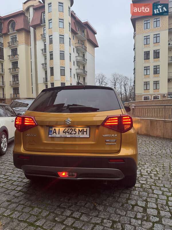 Внедорожник / Кроссовер Suzuki Vitara 2020 в Киеве