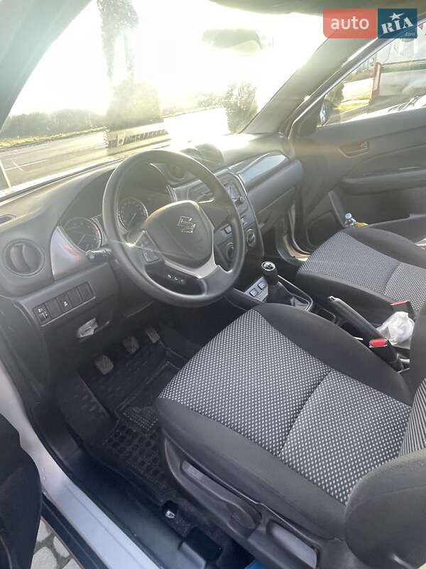 Внедорожник / Кроссовер Suzuki Vitara 2018 в Киеве фото 3 Внедорожник / Кроссовер Suzuki Vitara 2018 в Киеве