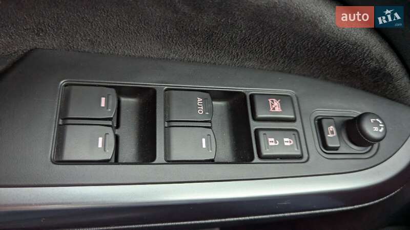 Позашляховик / Кросовер Suzuki Vitara 2020 в Львові