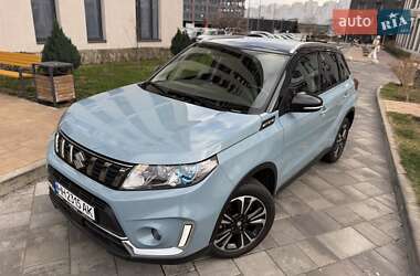 Внедорожник / Кроссовер Suzuki Vitara 2021 в Киеве