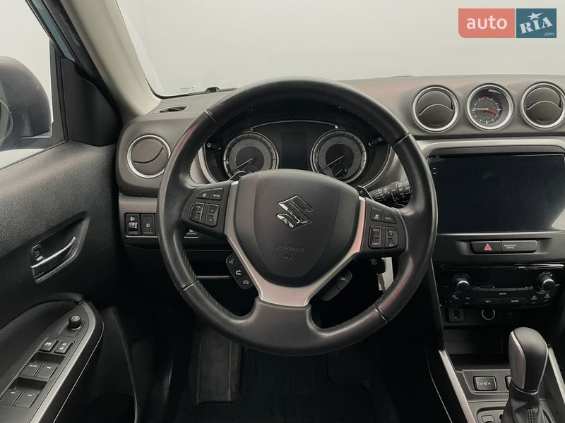 Внедорожник / Кроссовер Suzuki Vitara 2020 в Киеве