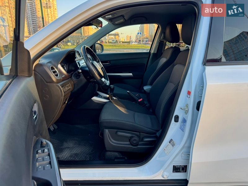 Позашляховик / Кросовер Suzuki Vitara 2019 в Києві