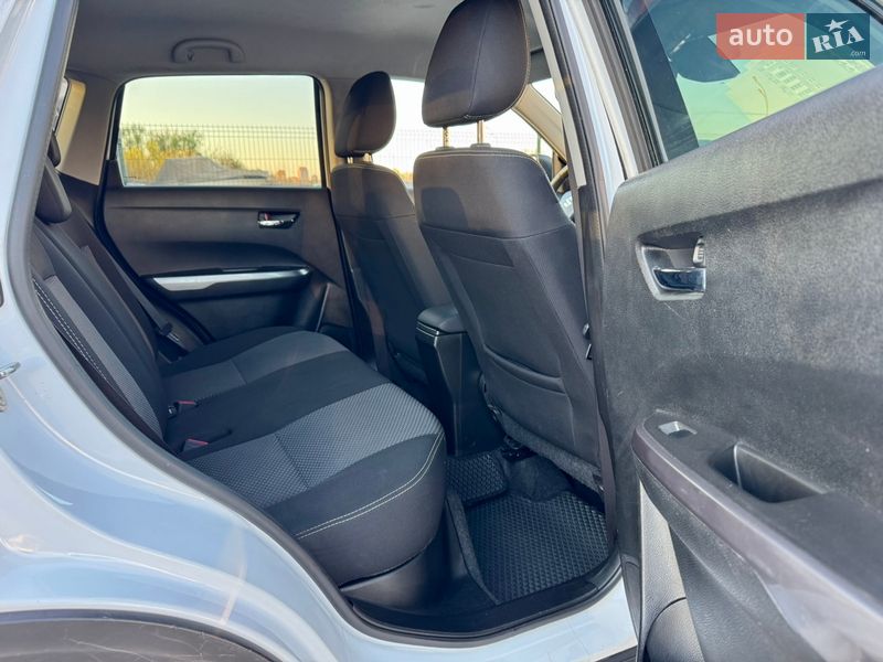 Позашляховик / Кросовер Suzuki Vitara 2019 в Києві