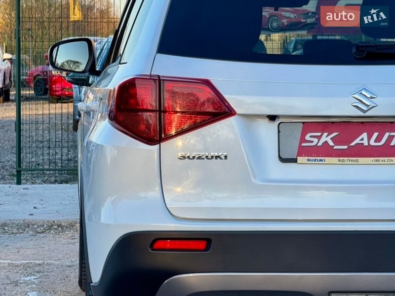Позашляховик / Кросовер Suzuki Vitara 2019 в Києві