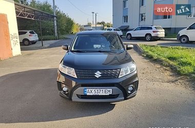 Позашляховик / Кросовер Suzuki Vitara 2016 в Харкові