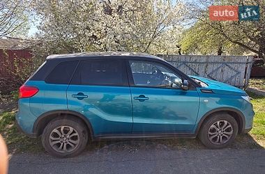 Внедорожник / Кроссовер Suzuki Vitara 2016 в Киеве