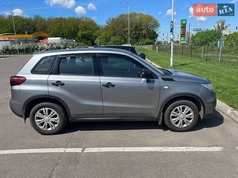 Внедорожник / Кроссовер Suzuki Vitara 2020 в Полтаве фото 4 Внедорожник / Кроссовер Suzuki Vitara 2020 в Полтаве