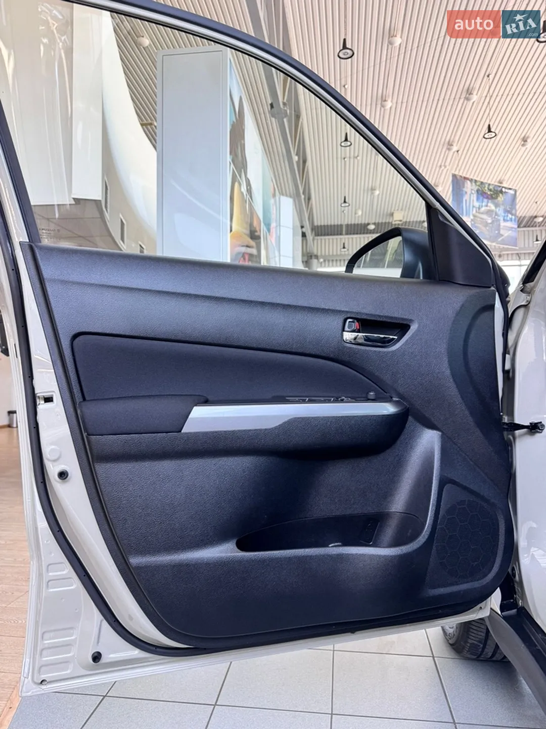 2020 Suzuki Vitara - мініатюра 21