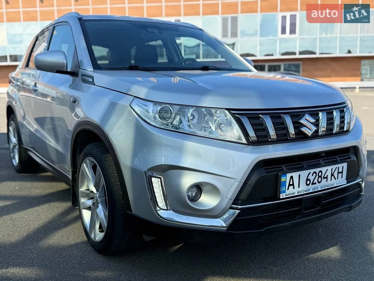 2019 Suzuki Vitara - мініатюра 3