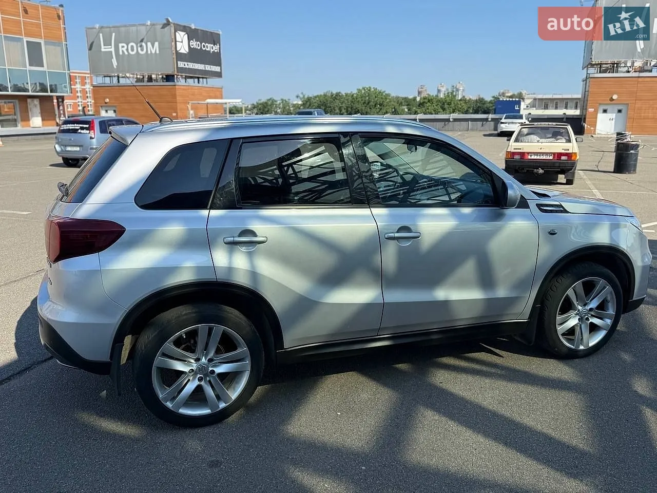 2019 Suzuki Vitara - мініатюра 9