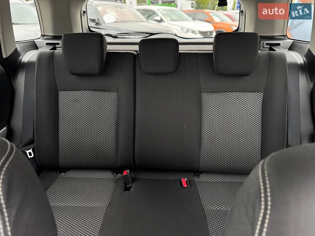 2018 Suzuki Vitara - мініатюра 16