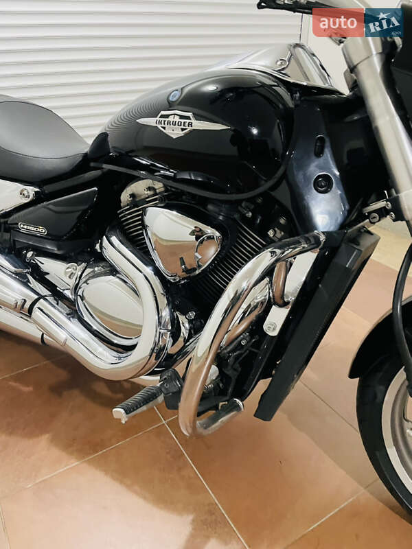 Мотоцикл Круізер Suzuki VZ 1500 2010 в Києві