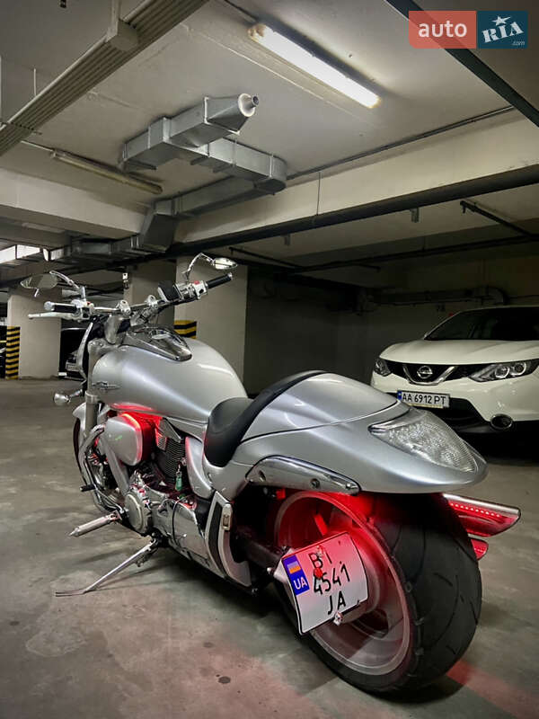 Мотоцикл Круизер Suzuki VZR 1800 2011 в Киеве
