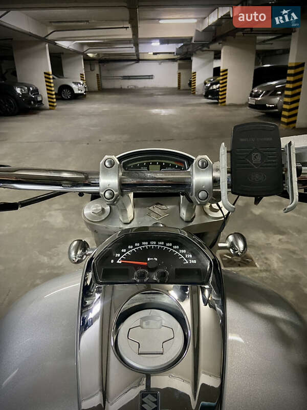 Мотоцикл Круизер Suzuki VZR 1800 2011 в Киеве
