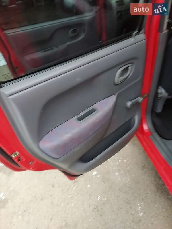 Микровэн Suzuki Wagon R 1999 в Первомайске