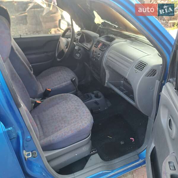 Микровэн Suzuki Wagon R 2001 в Тульчине