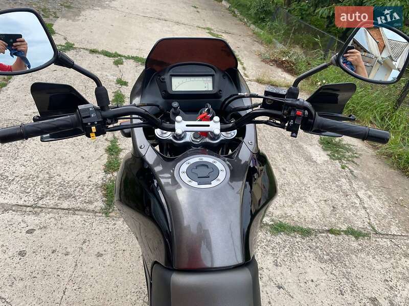 Мотоцикл Классик Suzuki XF 650 Freewind 1997 в Гайвороне