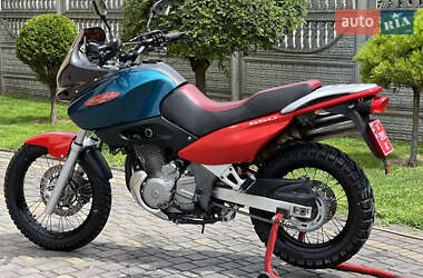 Мотоцикл Внедорожный (Enduro) Suzuki XF 650 Freewind 1997 в 