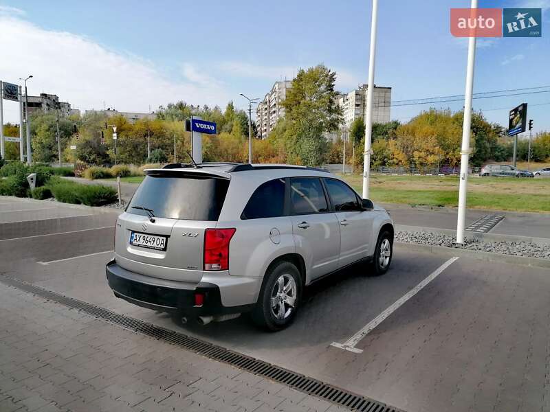 Внедорожник / Кроссовер Suzuki XL7 2007 в Харькове
