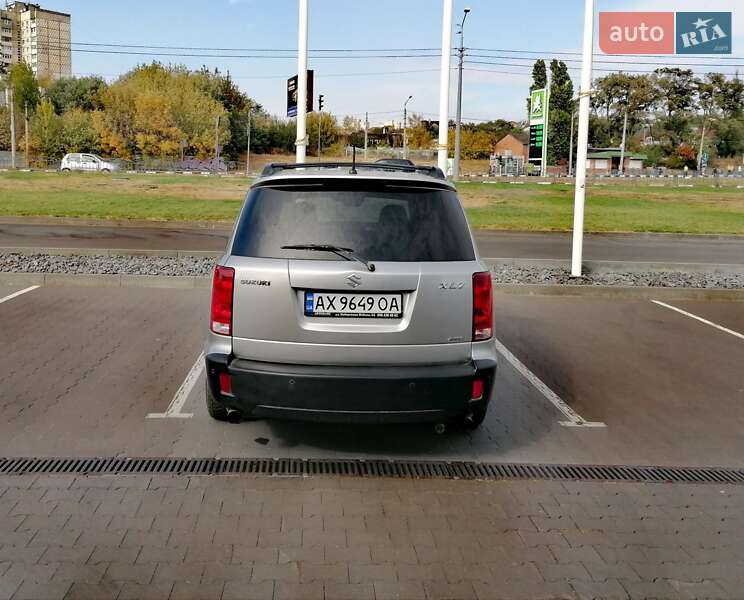 Внедорожник / Кроссовер Suzuki XL7 2007 в Харькове