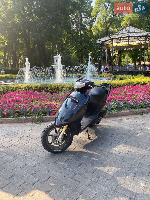 Suzuki ZZ 50 2006