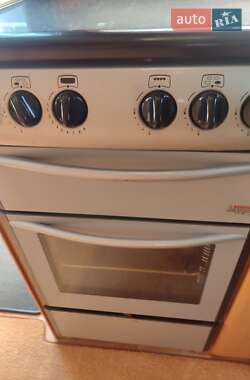 Прицеп дача SWIFT Swift 2004 в 