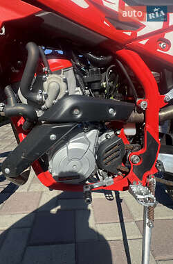 Мотоцикл Позашляховий (Enduro) SWM RS 125R 2017 в 