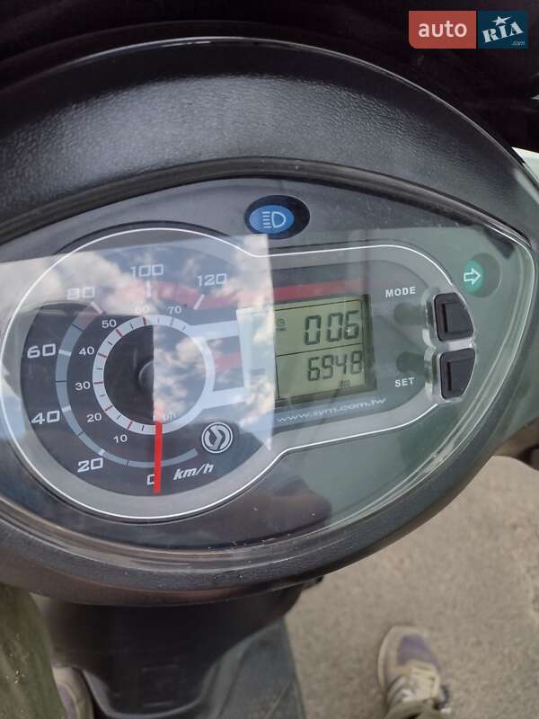 Скутер Sym Symphony 2014 в Ровно