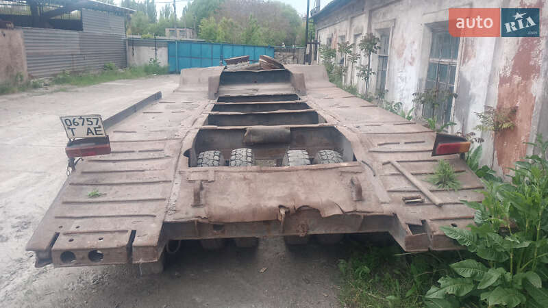 Платформа полуприцеп СЗАП 8227 1991 в Кривом Роге