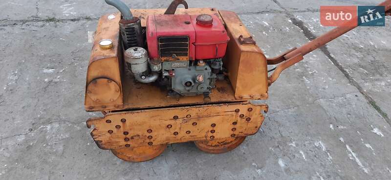 Дорожный каток Takeuchi MF 2003 в Каменец-Подольском