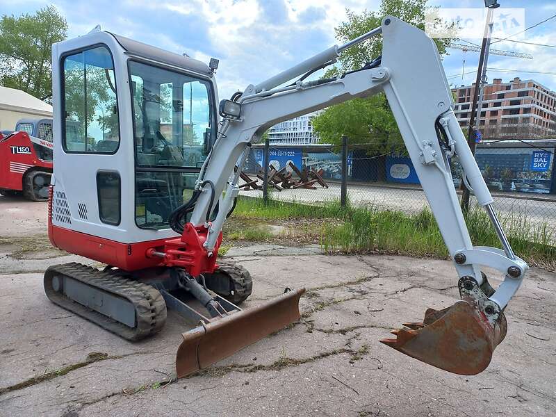 Екскаватор навантажувач Takeuchi TB 2008 в Києві фото 4 Екскаватор навантажувач Takeuchi TB 2008 в Києві