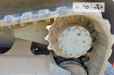 Міні-вантажник Takeuchi TL 2008 в 