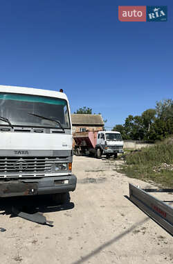 Кормовоз TATA 1618 2013 в Теофіполі