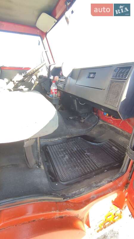 Вантажний фургон TATA LPT 613 2006 в Львові