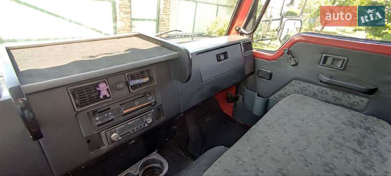 Вантажний фургон TATA LPT 613 2006 в Львові