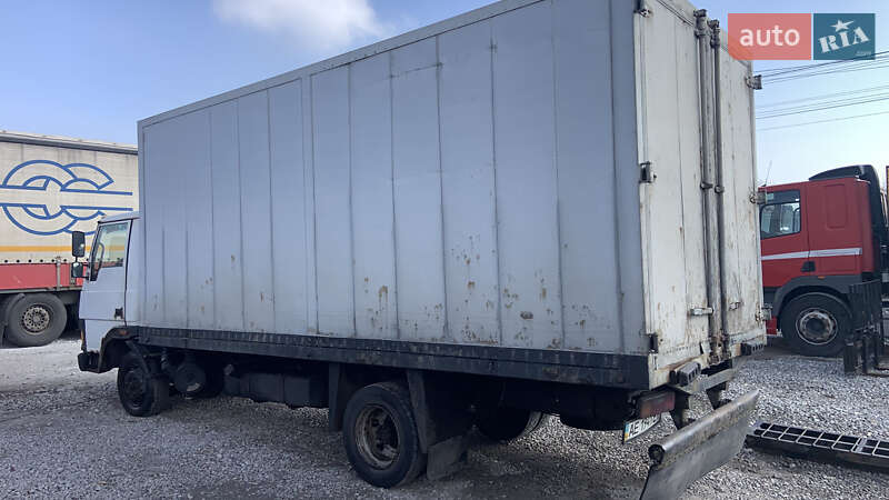 Грузовой фургон TATA LPT 613 2006 в Кривом Роге