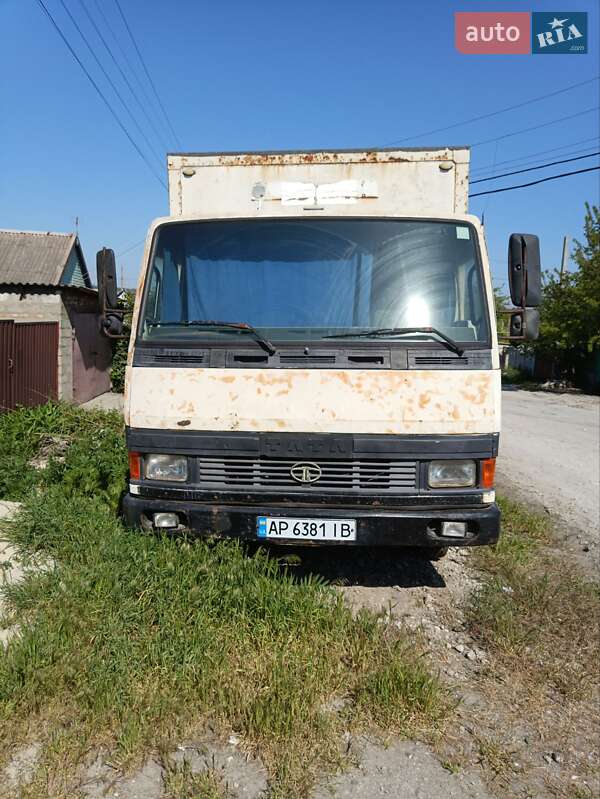 Для перевозки животных TATA LPT 613 2005 в Запорожье