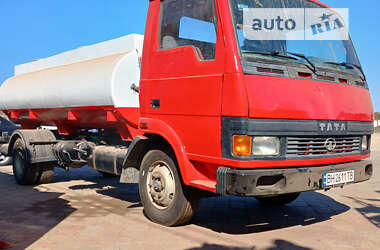 Бензовоз TATA LPT 2006 в 