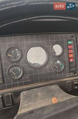 Эвакуатор TATA LPT 2005 в 