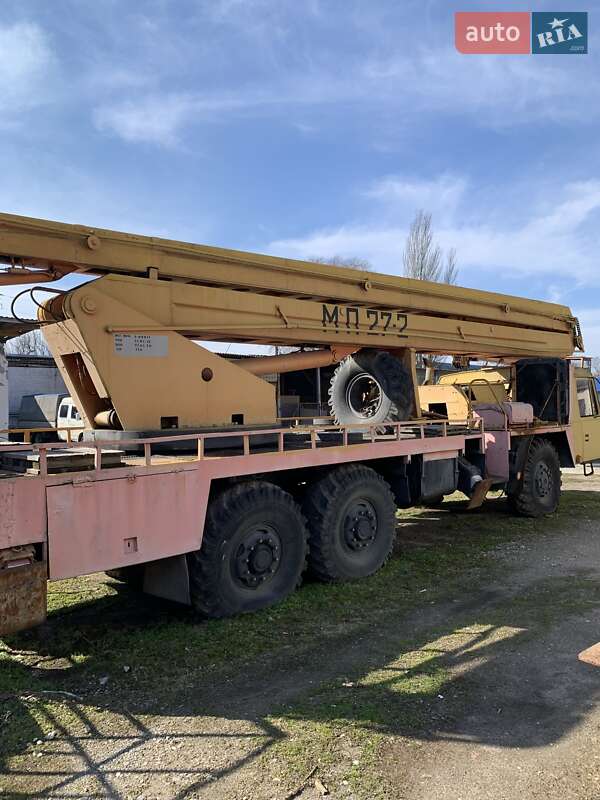 Автовышка Tatra 815 1991 в Запорожье
