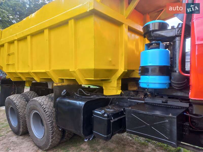 Самосвал Tatra 815 1990 в Дрогобыче