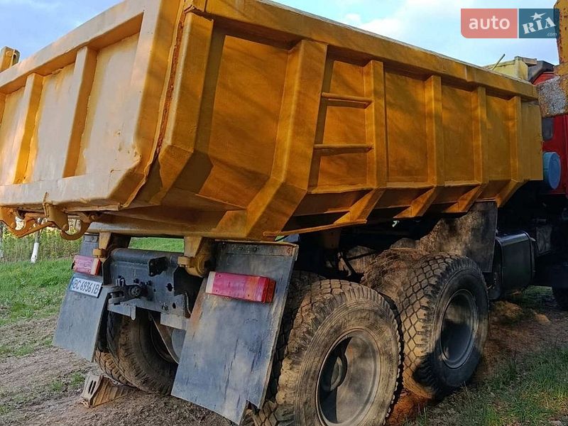 Самосвал Tatra 815 1990 в Дрогобыче