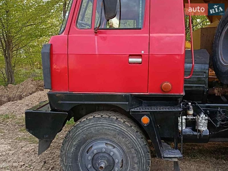 Самосвал Tatra 815 1990 в Дрогобыче