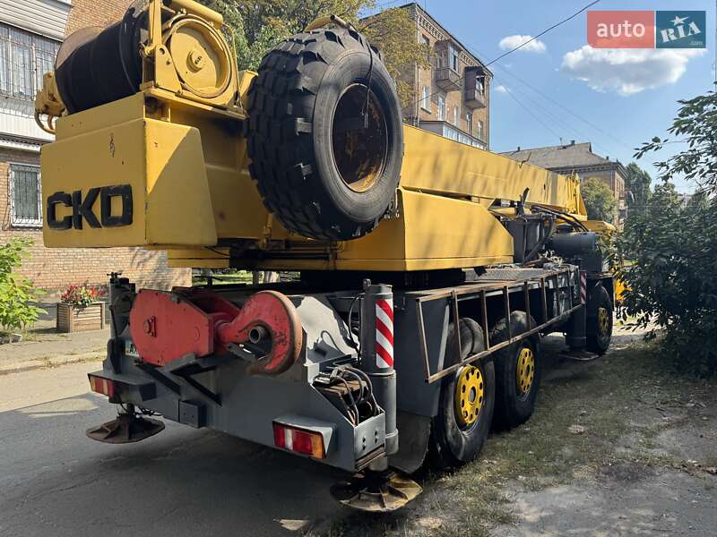 Автокран Tatra AD-28 1990 в Киеве