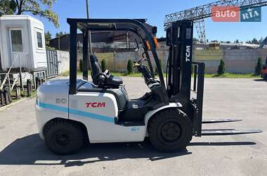 Вилочный погрузчик TCM FD 2022 в 