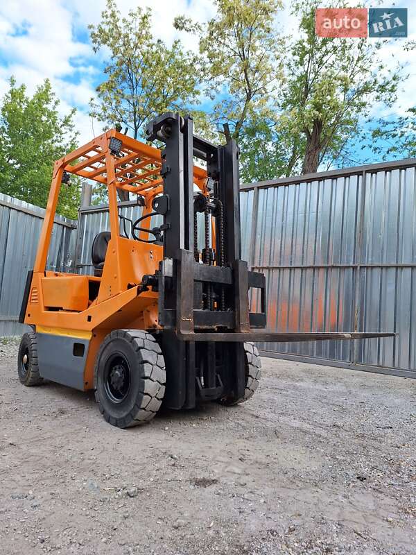 Вилочний навантажувач TCM FD 1994 в 